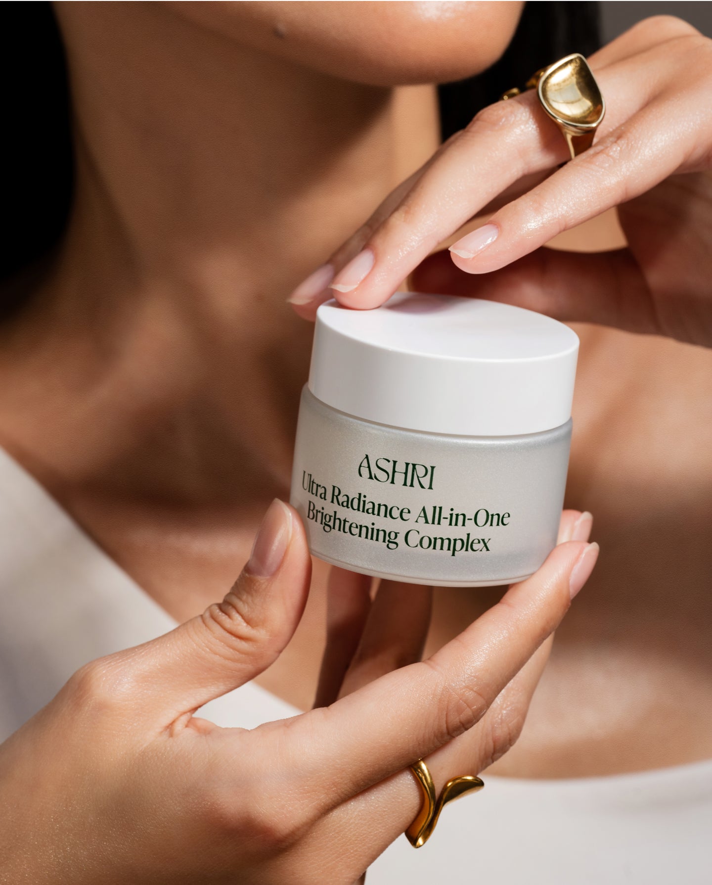 Ultra Radiance All-in-One Brightening Complex